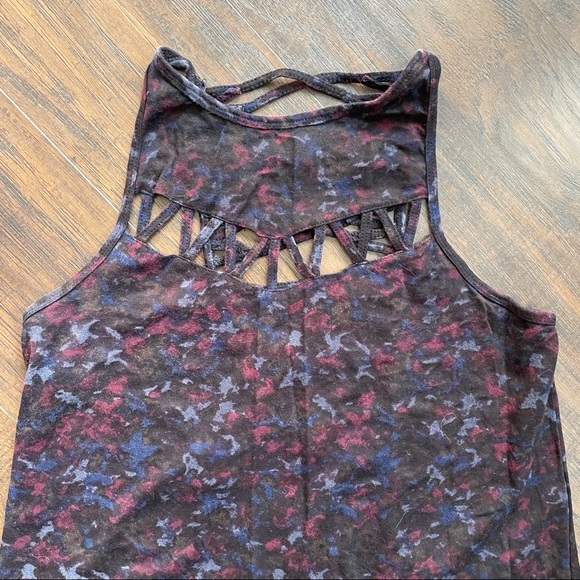 RVCA Jersey Maxi Dress With ‘Windowing’ - Picture 2 of 5